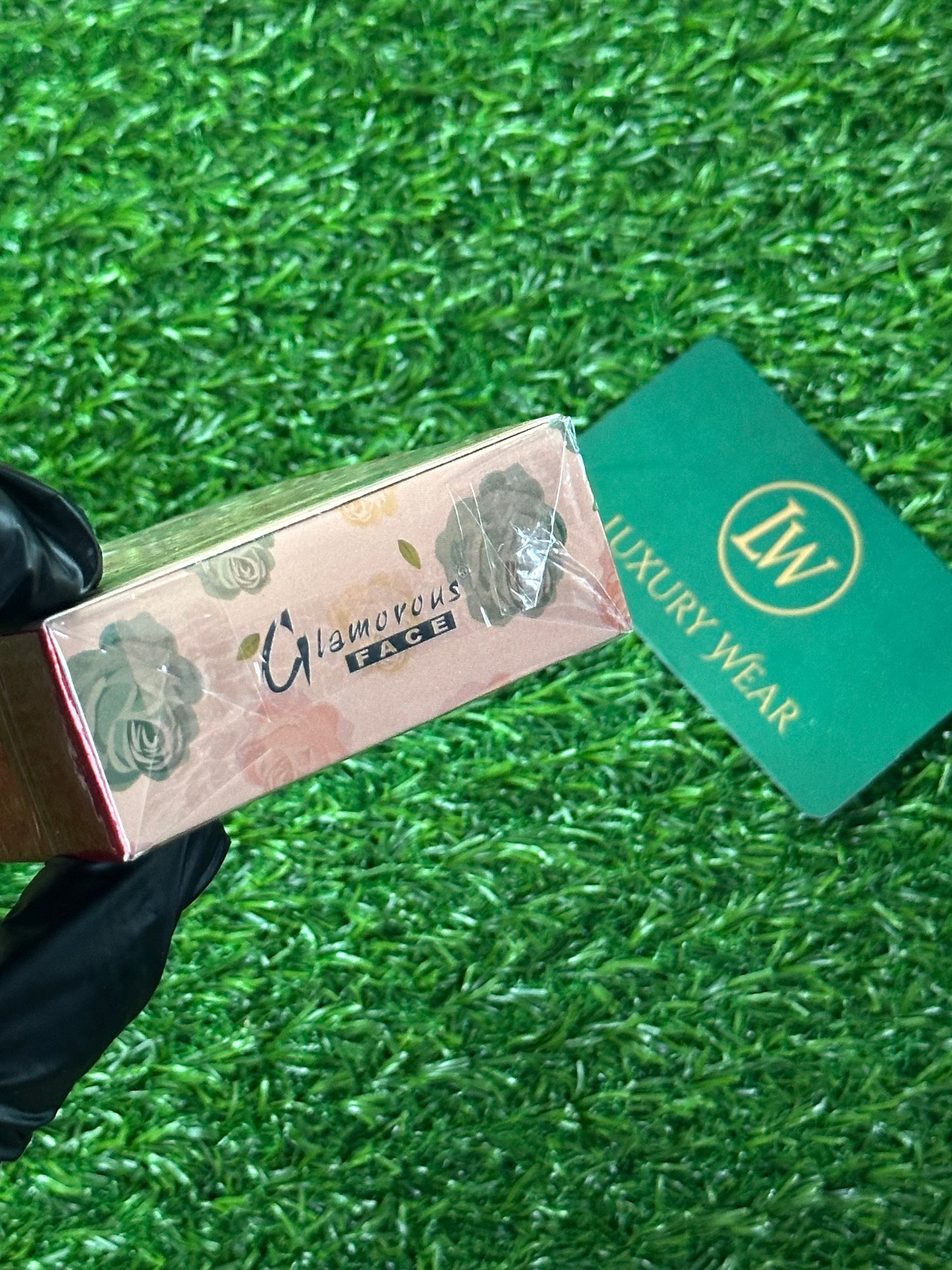 Glamorous Face Powder |