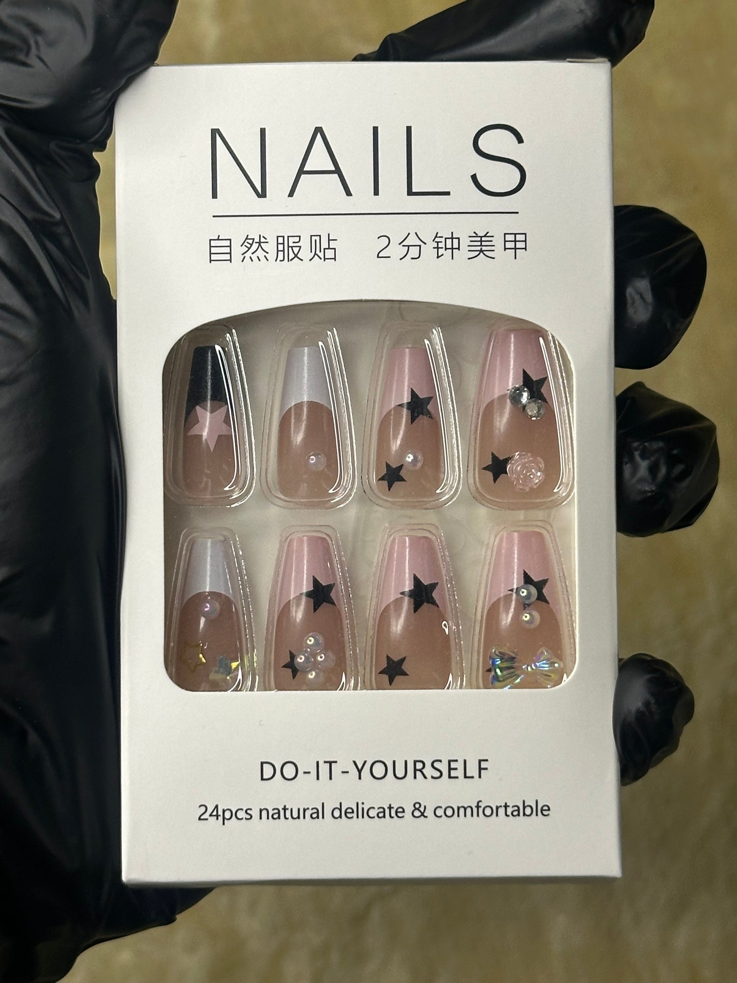 Press On Nails |