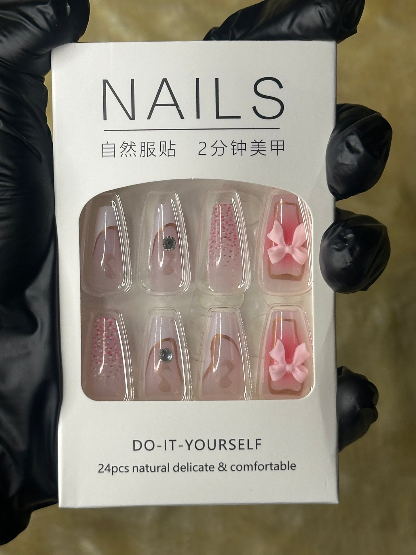 Press On Nails |