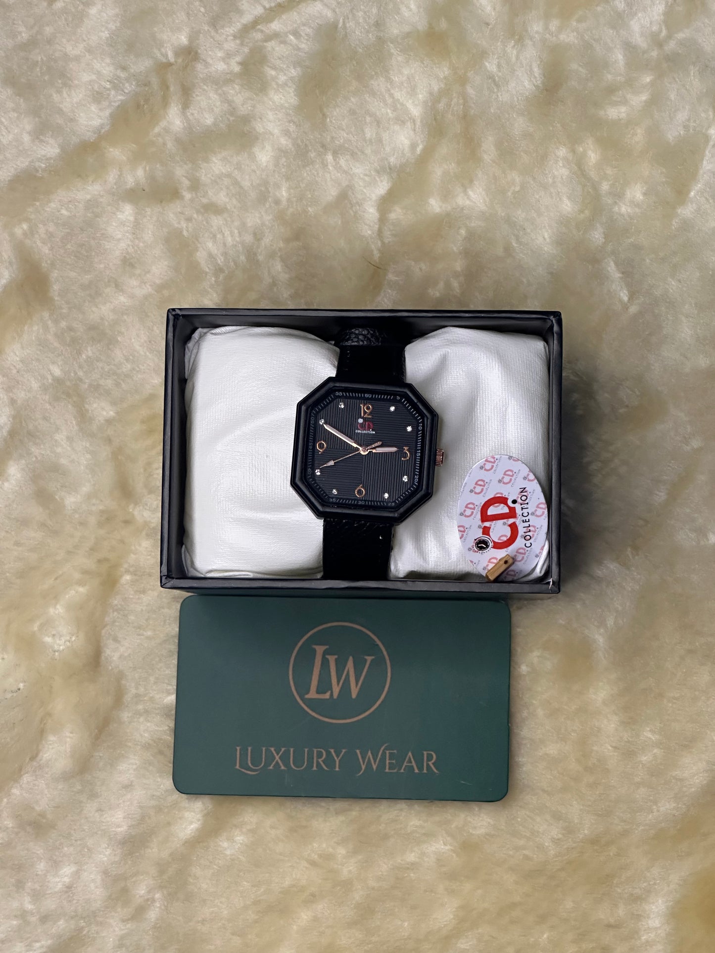 CD Collection Womens Strap Watch | Simple Black