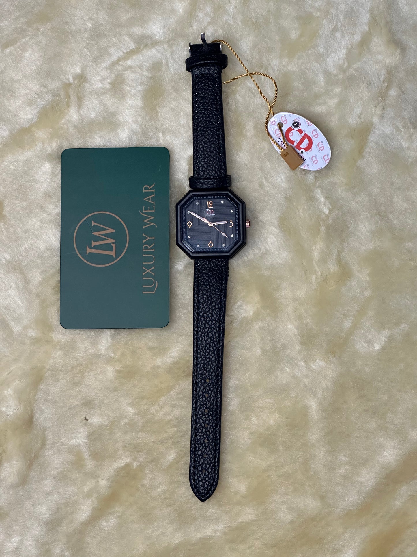 CD Collection Womens Strap Watch | Simple Black
