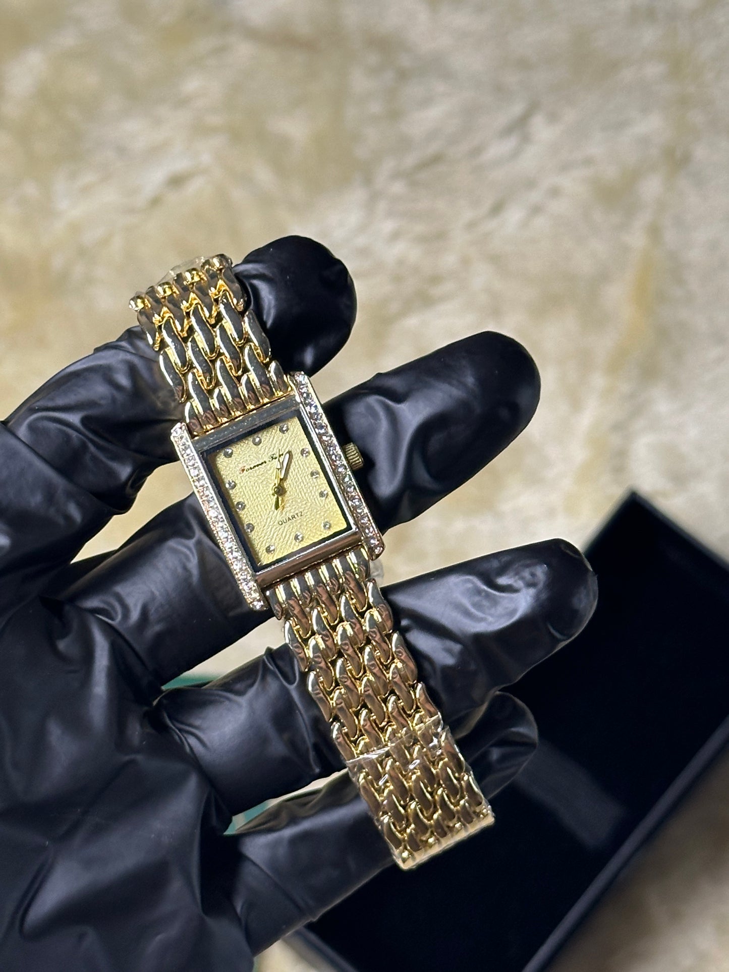 Forever Times Womens Quartz Watch | Golden