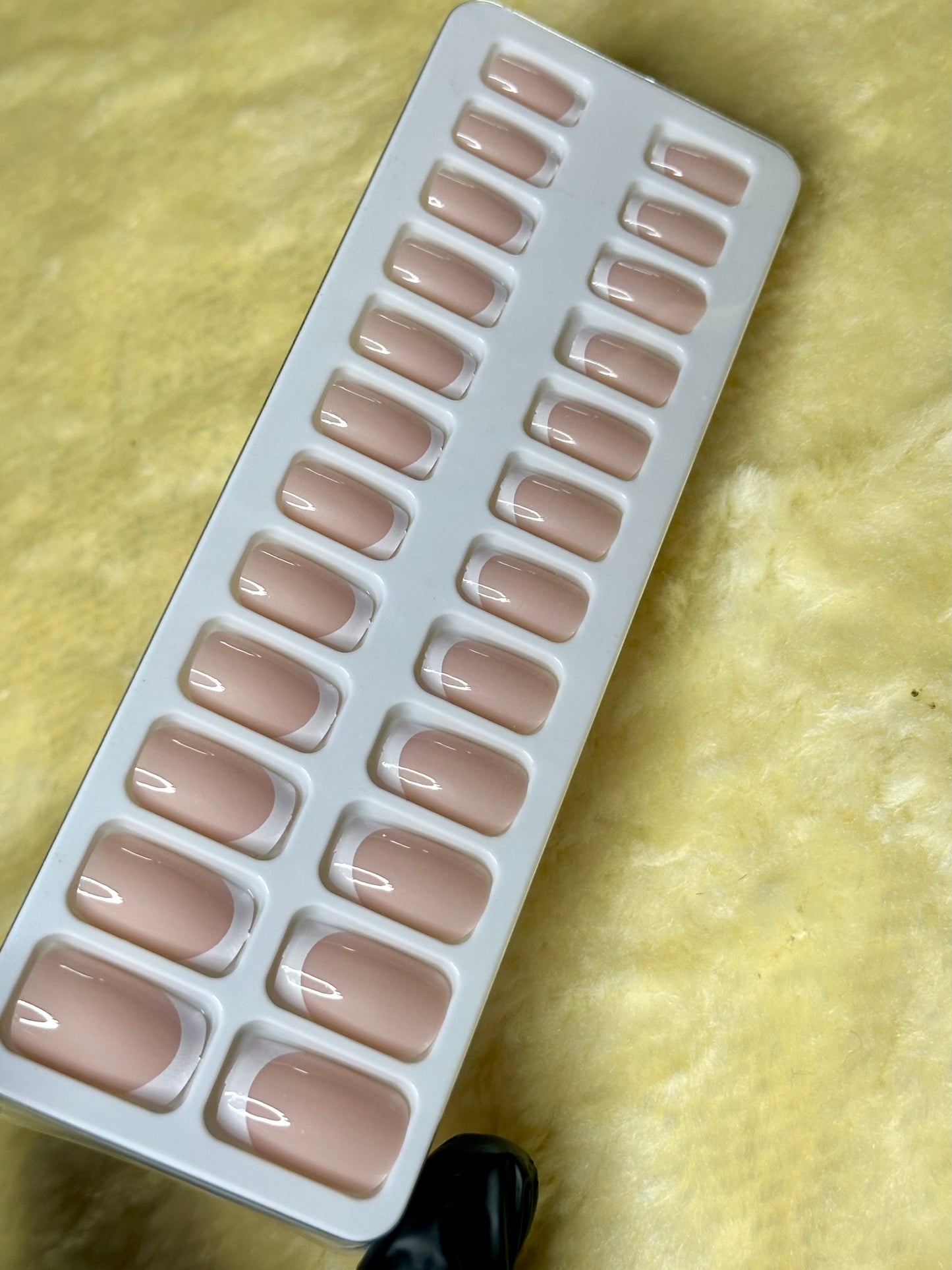 Romantic Cool Nails | 24PC