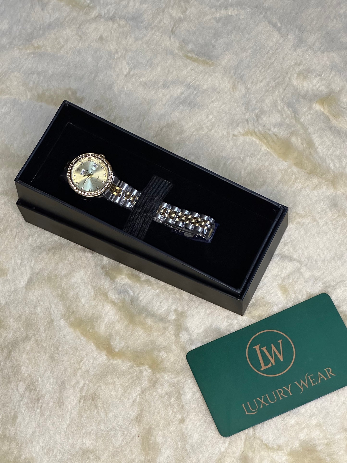 Rolex Day-Date Golden Colour | Womens