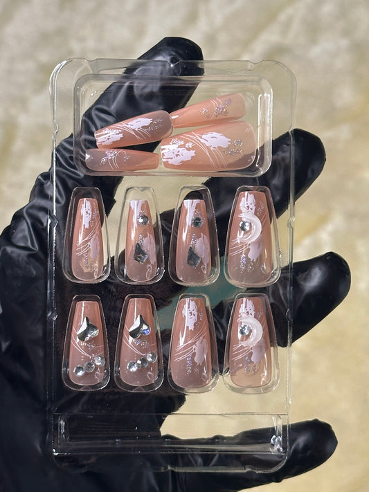Press On Nails |